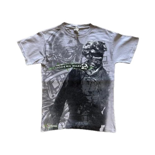 Call of Duty MW2 vintage tee at Inti Vintage